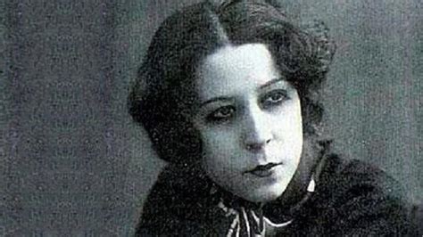 ilk türk kadın şarkıcı